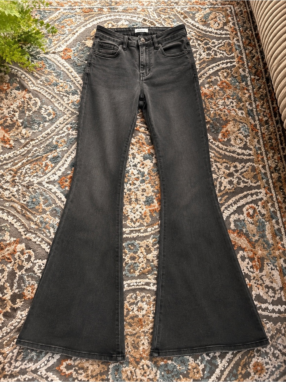 KanCan Black High-Rise Flare Jeans size 7